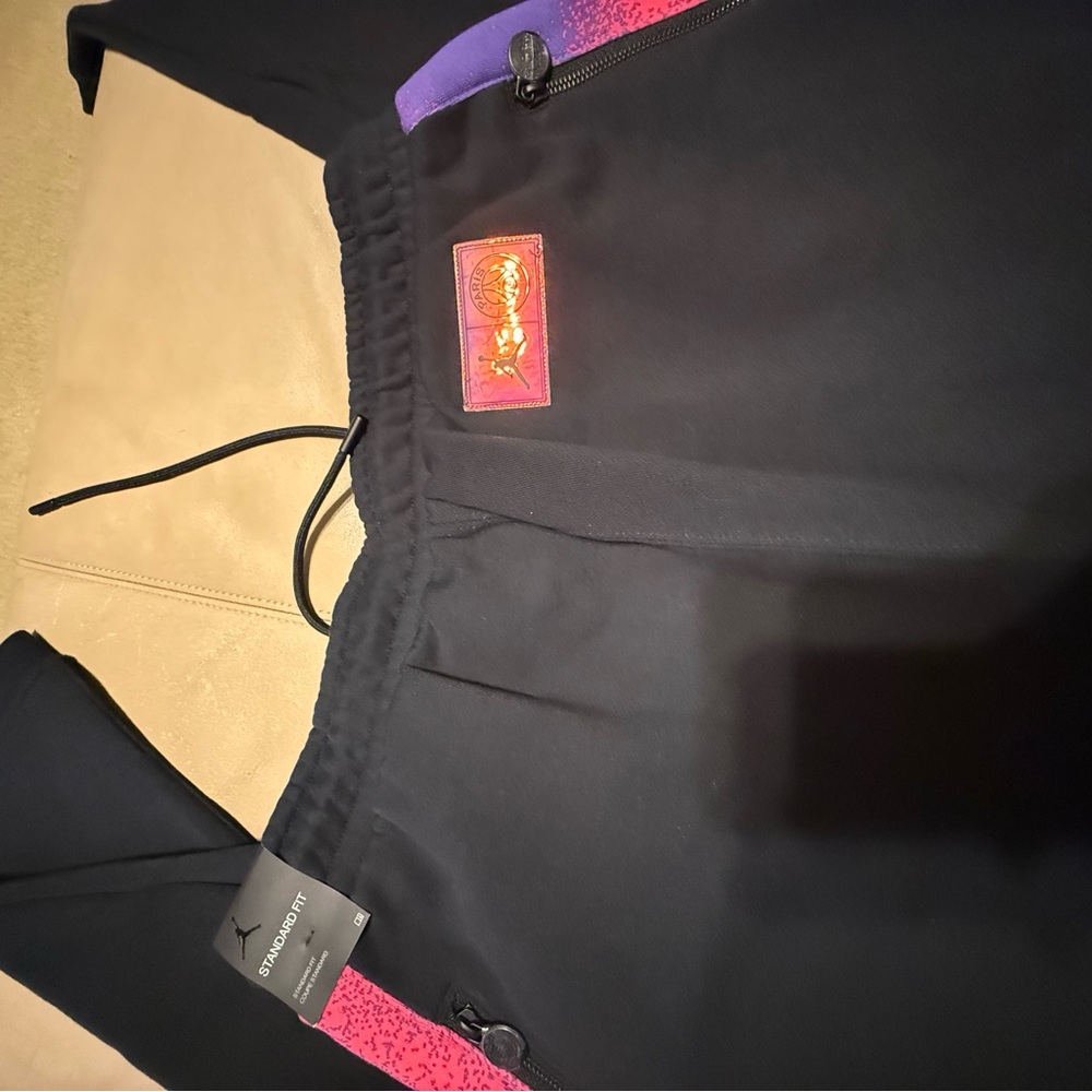 Nike PSG Black Joggers with Purple and Pink Accents unisex XL - Picture 3 of 5